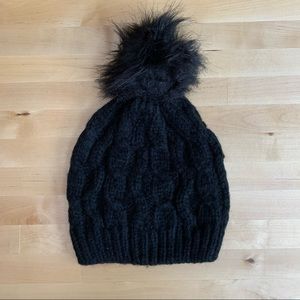 Old Navy Cable-Knit Hat